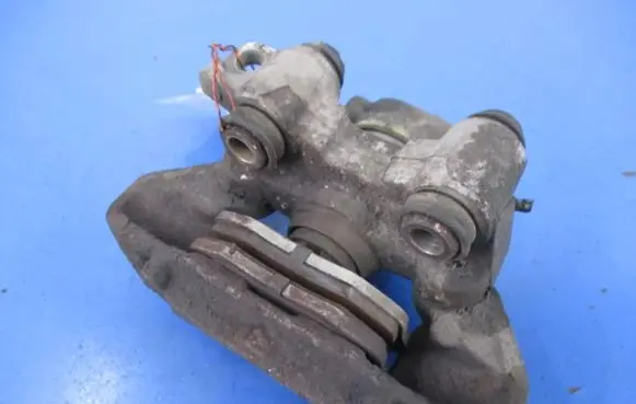 Peugeot 206 CC Rear brake caliper