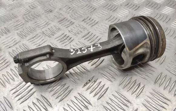 Audi Q5 SQ5 Piston with connecting rod CAH