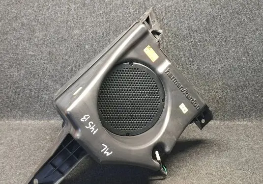 Mercedes-Benz ML W164 Subwoofer speaker A1648203302