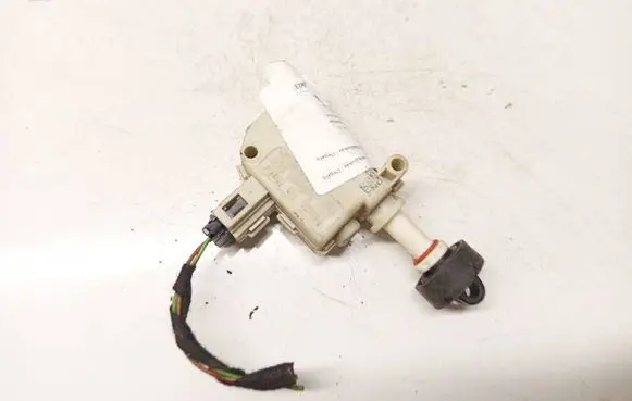 Audi A6 S6 C6 4F Central locking motor 