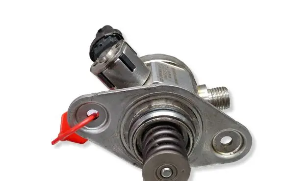 Peugeot 5008 II Mechanical fuel pump S27635777 0261520530