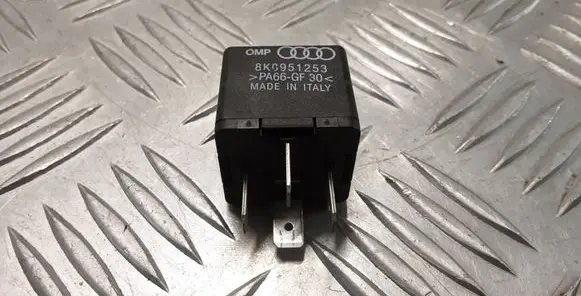 Audi A6 S6 C6 4F Other relay 8K0951253