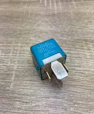 Toyota Corolla Verso E121 Other relay 9098704010 1567002550