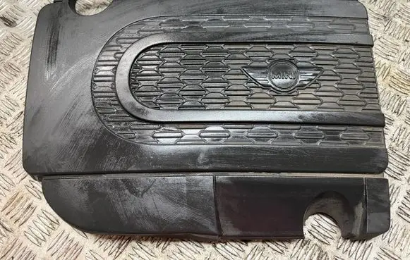 Mini Cooper Countryman R60 Engine cover (trim) 7811920