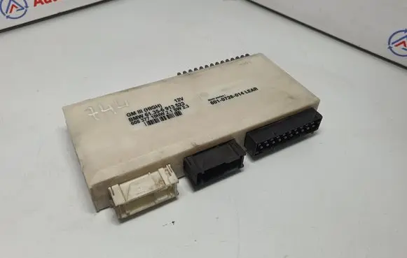 BMW 5 E39 Central body control module 6913523 61356913523