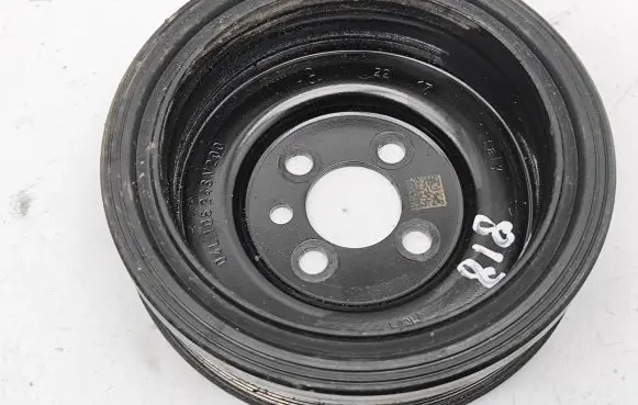 Audi A5 Crankshaft pulley 04L105243V
