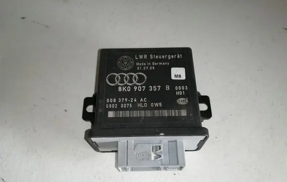 Audi A4 S4 B8 8K Light module LCM 8K0907357B