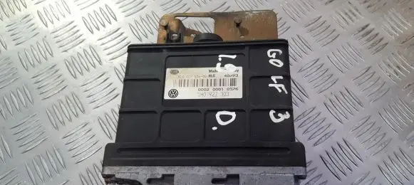 Volkswagen Golf III Engine control unit/module 1h0927303 5ds007256-00