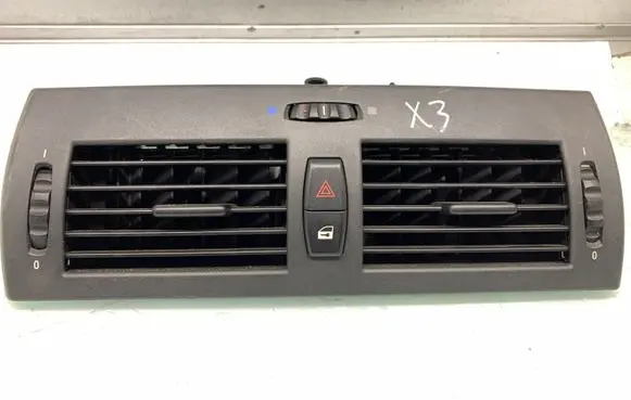 BMW X3 E83 Dash center air vent grill 3400074