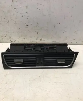 Dash center air vent grill