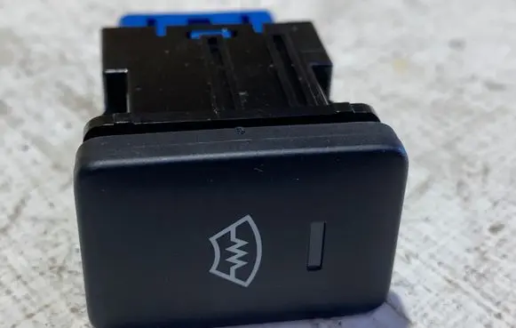 Mitsubishi Outlander Other switches/knobs/shifts 8616A05 181224 301186