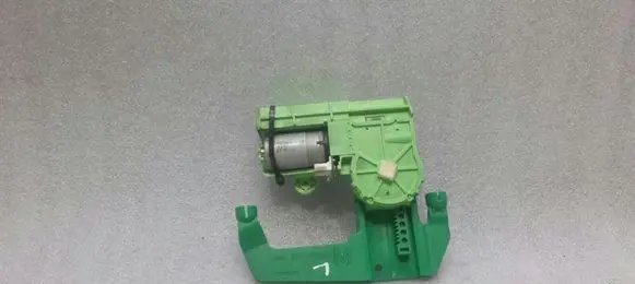 Jaguar XJ X351 Seat adjustment motor 2892901248