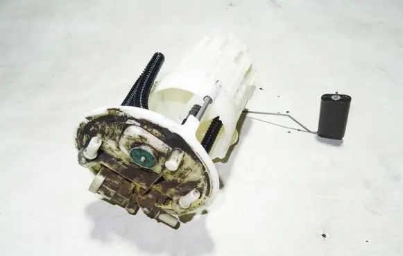 Renault Kangoo I Fuel injection high pressure pump