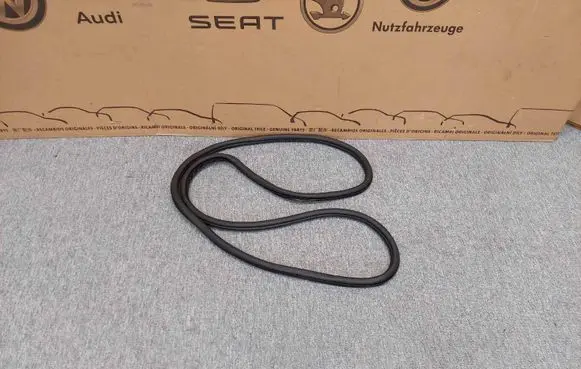 Volkswagen Golf VII Rubber seal front coupe door 5G4867911B
