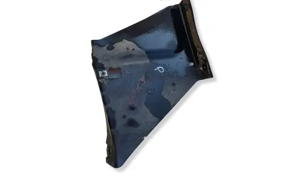 Renault Trafic III (X82) Engine splash shield/under tray 508425888R