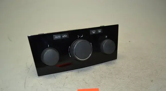 Opel Zafira B Climate control unit 13250622