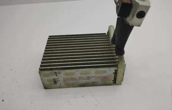 Mercedes-Benz Vito Viano W639 Air conditioning (A/C) radiator (interior) 6144125074