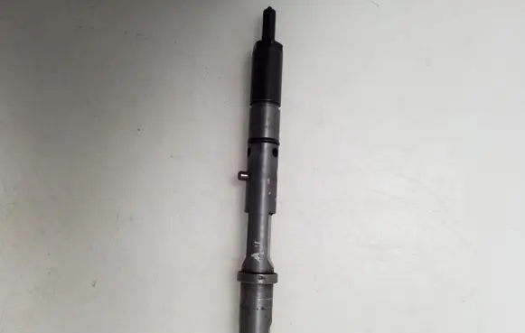 Audi A4 S4 B6 8E 8H Fuel injector 059130201D