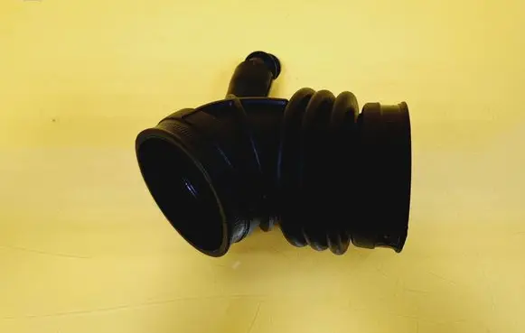 BMW 3 E46 Air intake hose/pipe 1437355
