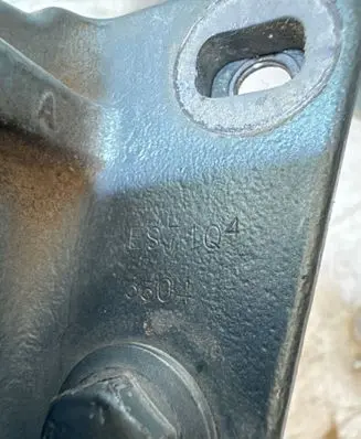 Mercedes-Benz A W169 Rear door upper hinge 454lib4 3504