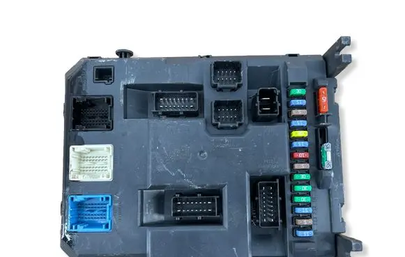 Citroen C3 Fuse module 9666952280 20110921 22661F01
