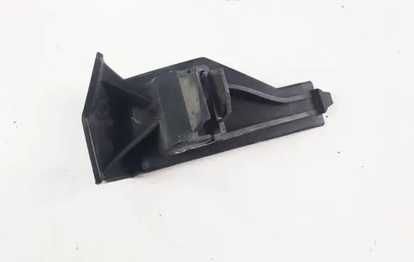 Volvo V50 Front bumper mounting bracket 30678481 BP8BA