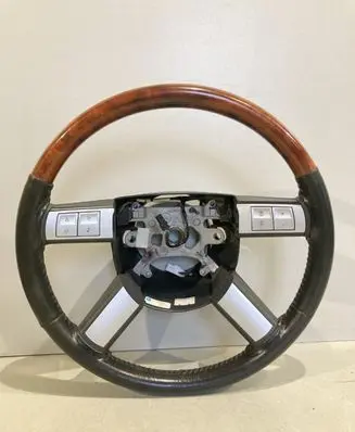 Chrysler 300 - 300C Steering wheel