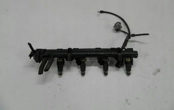Volkswagen Golf III Fuel main line pipe 0280151031
