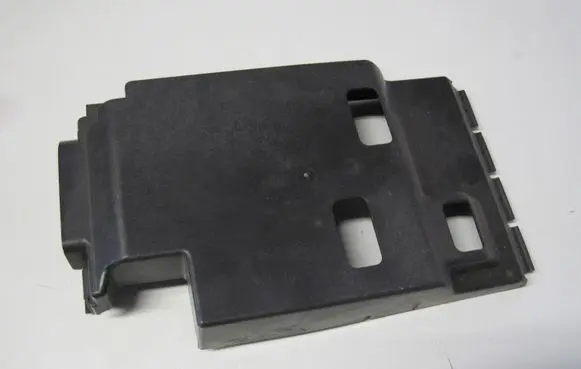 Mercedes-Benz ML W166 Fuse box cover A1665400080