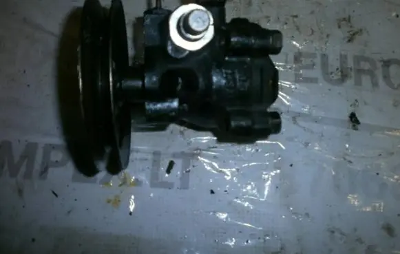 Hyundai Elantra Power steering pump 5711028010