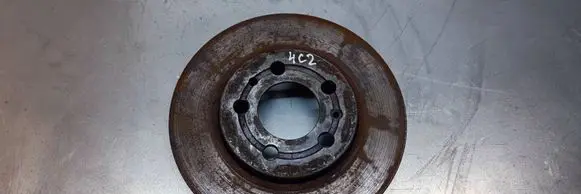 Volkswagen Golf IV Front brake disc