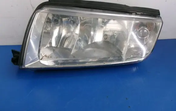 Skoda Fabia Mk1 (6Y) Headlight/headlamp
