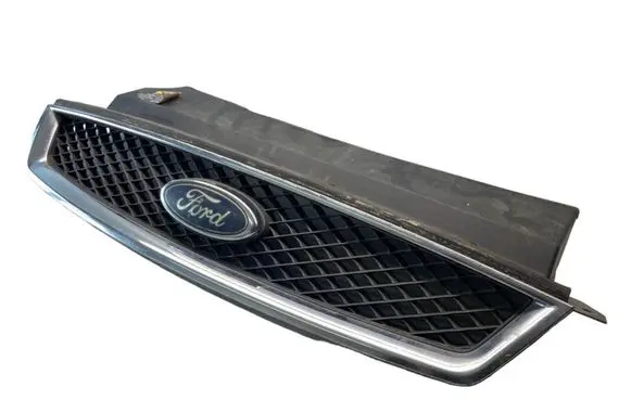 Ford Focus Front bumper upper radiator grill 4M518138AE 4M518200A 4M5118200B