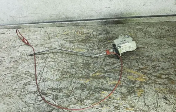 Audi A6 S6 C6 4F Central locking motor 4F0862153B 3B0959781