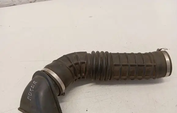 Air intake hose/pipe