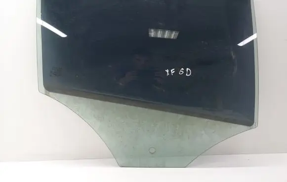 Jaguar XF Rear door window glass D0T682AS2M3240