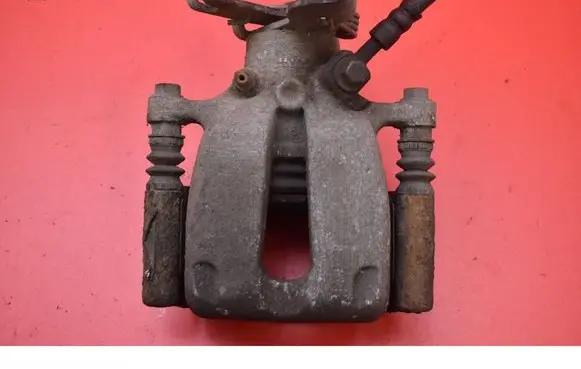 Rear brake caliper