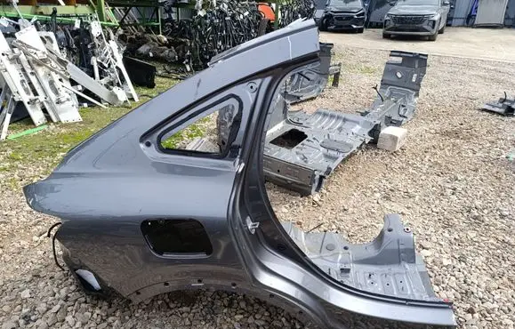 Rear quarter panel