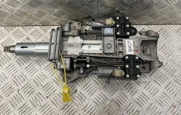 Mercedes-Benz C W205 Steering wheel axle A2054608701