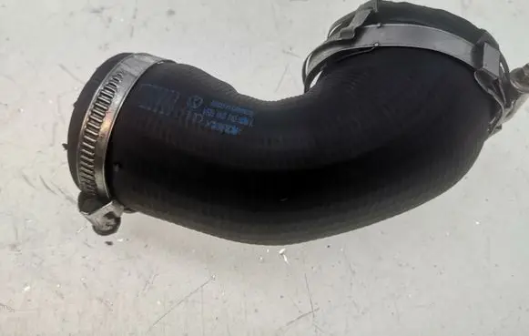 Volkswagen Golf VI Intercooler hose/pipe 1K0145838L