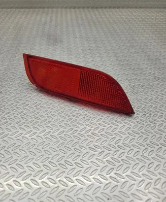 Subaru XV I Rear tail light reflector 32302