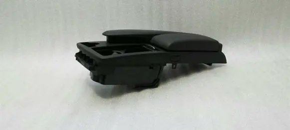 Mercedes-Benz C W204 Armrest A2046801339