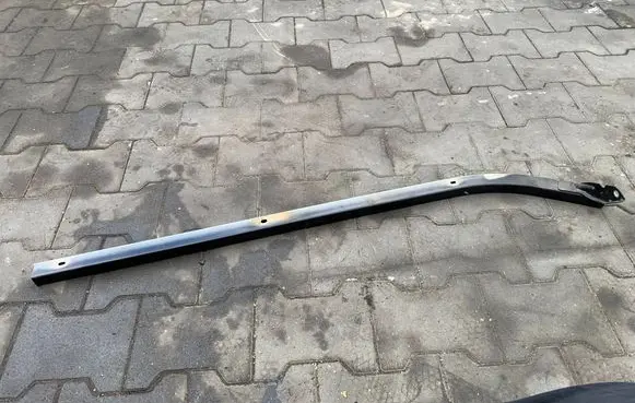 Renault Trafic III (X82) Sliding door upper top rail 7700311975
