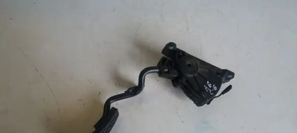 Audi A6 S6 C6 4F Accelerator throttle pedal 4F2721523 6PV00898402