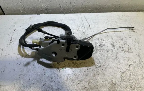 Dodge Challenger Front door lock
