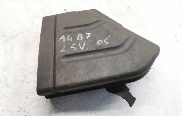Audi A4 S4 B7 8E 8H Air intake duct part 8E0129617d