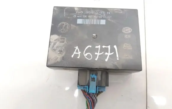 Volkswagen Golf IV Comfort/convenience module 1j0959799h