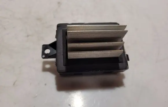 Dodge Durango Heater blower motor/fan resistor D346DW9AA01