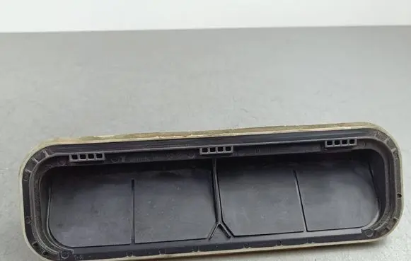 KIA EV6 Quarter panel pressure vent