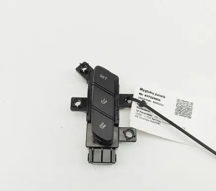KIA Xceed Seat control switch 93250J7510